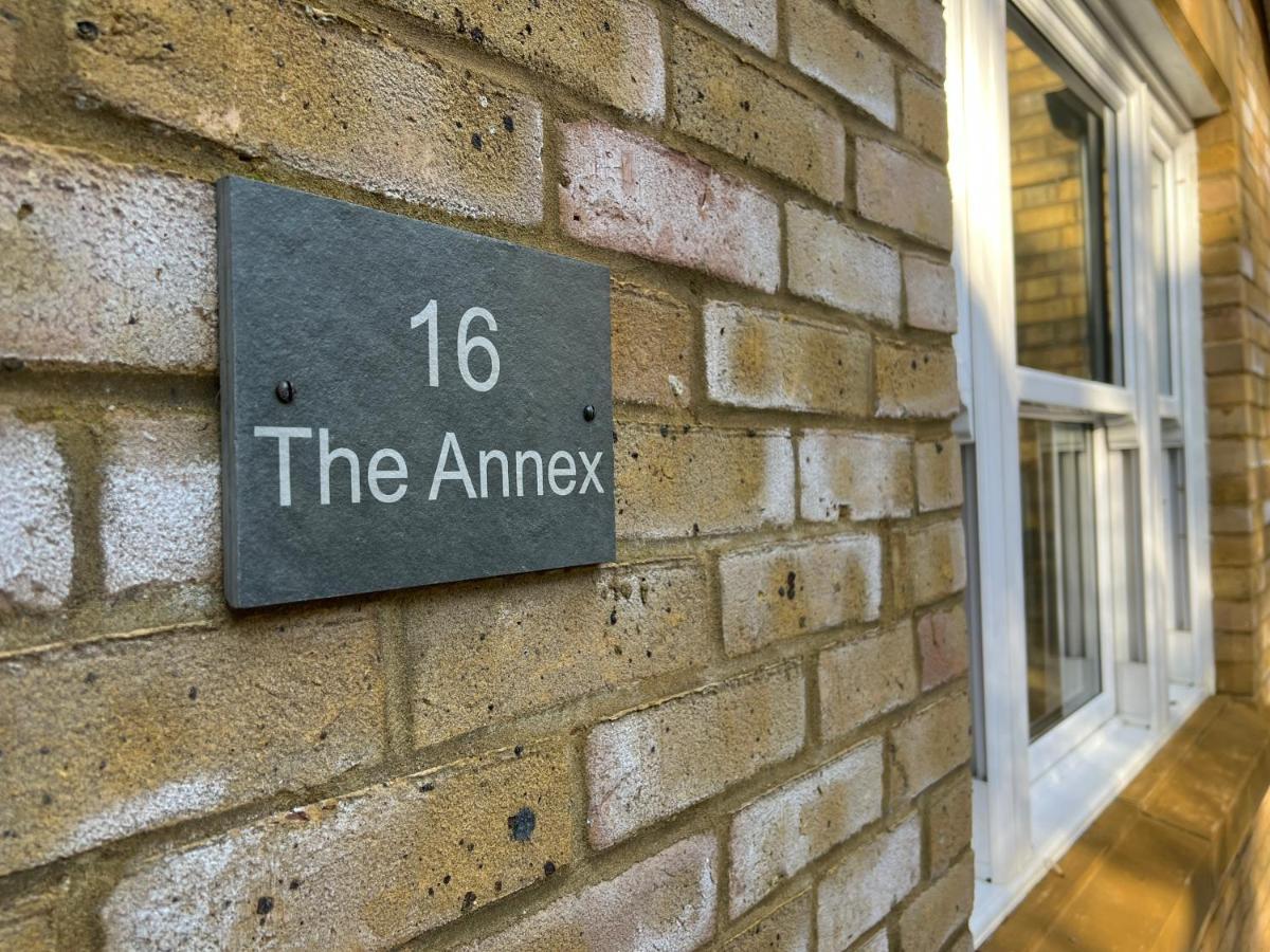 Apartment Cosy Hillside Annex Stanwick (Northamptonshire)